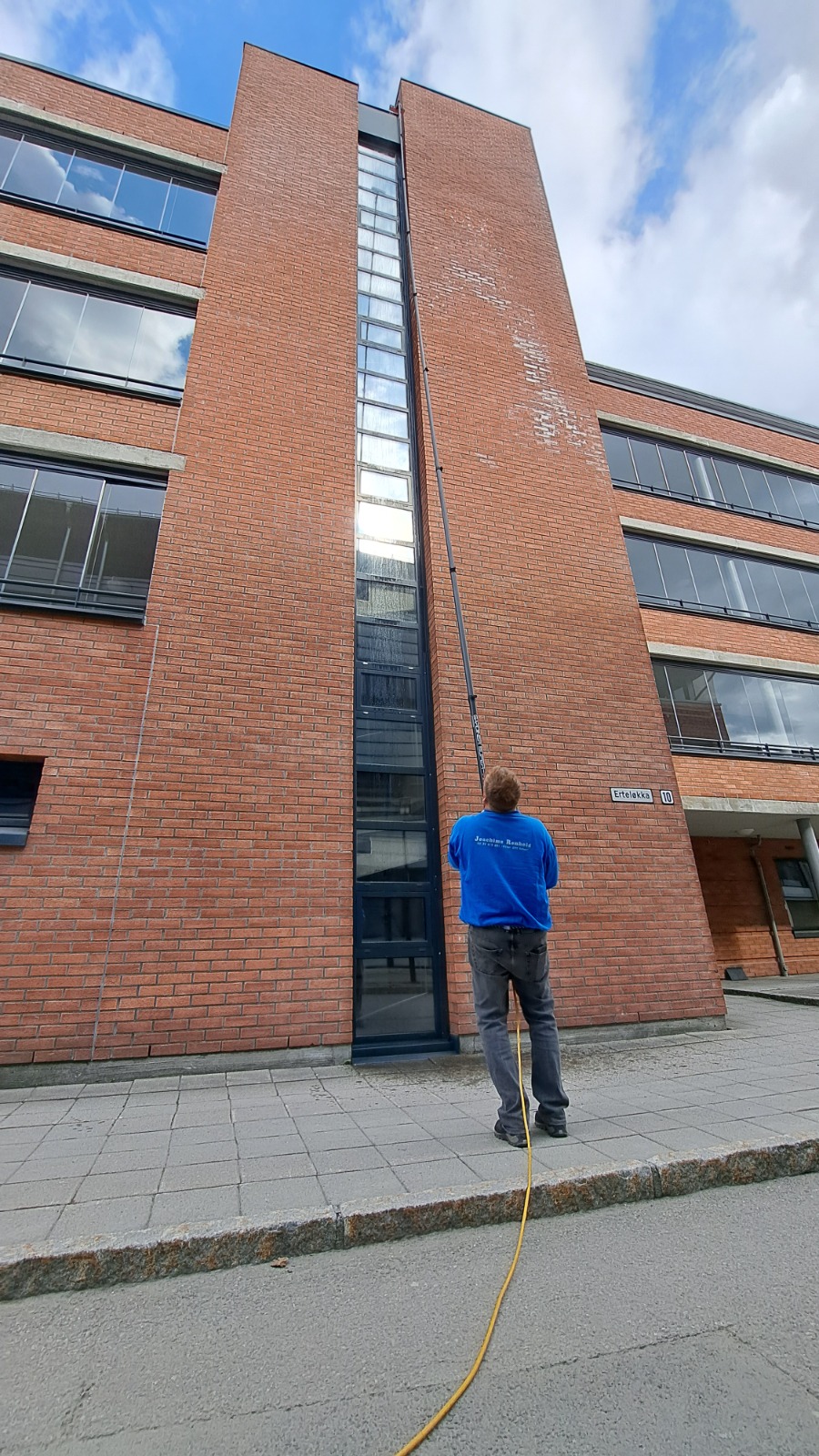 Om Multivask